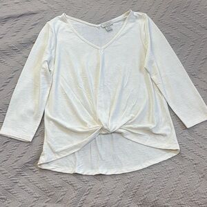 Elegant Cream V-Neck Long Sleeve Top